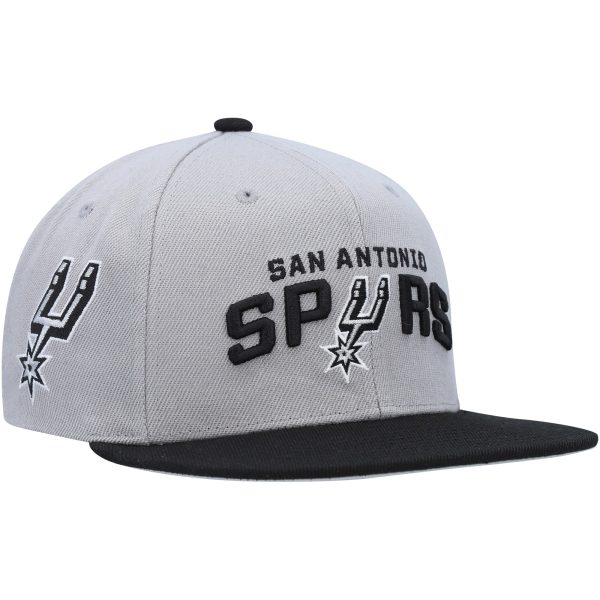 San Antonio Spurs mens san antonio spurs mitchell  ness grayblack side core 2.0 snapback hat Collection | Official Spurs Store